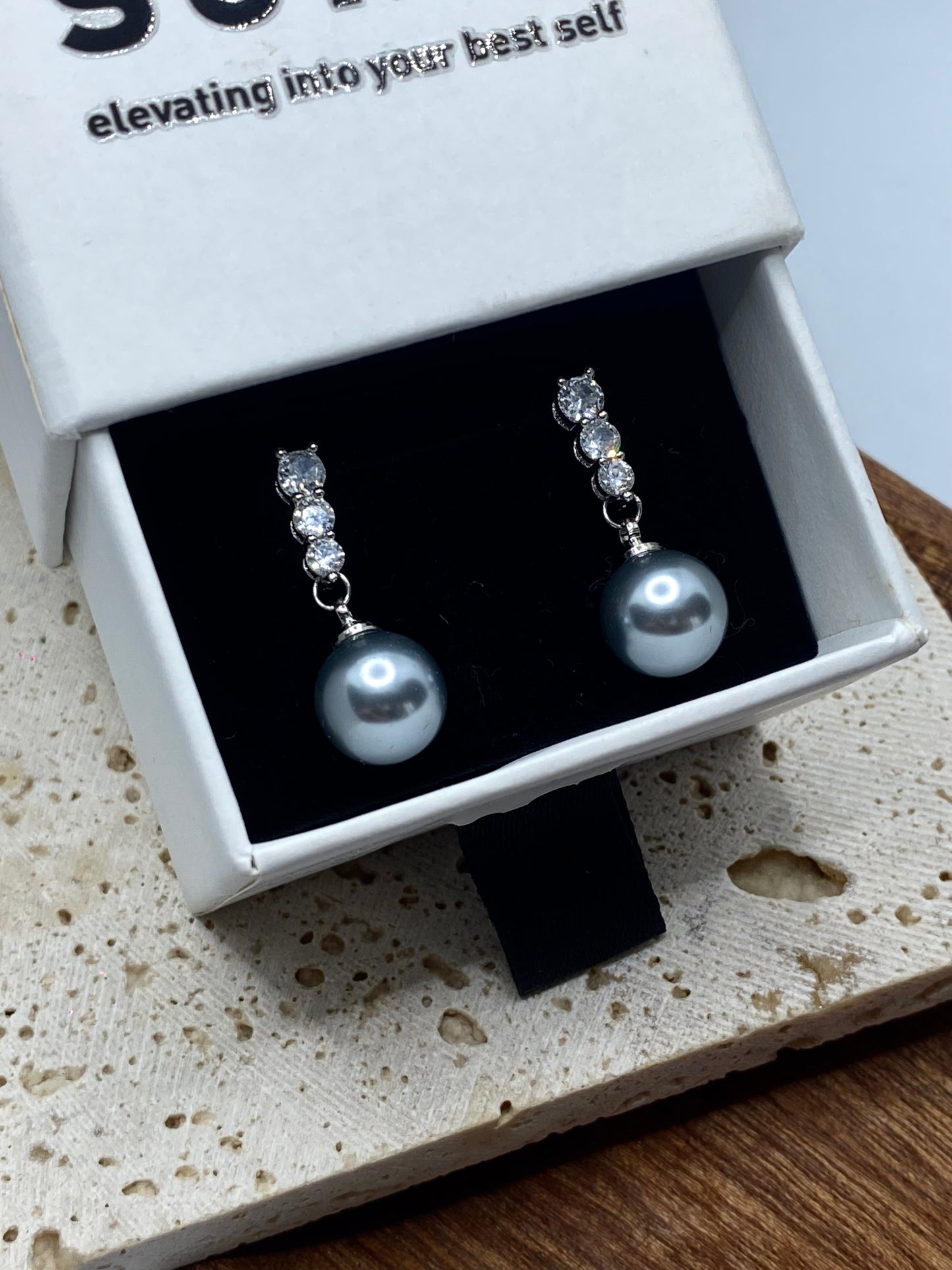 Tessa Small Grey Pearl Earrings