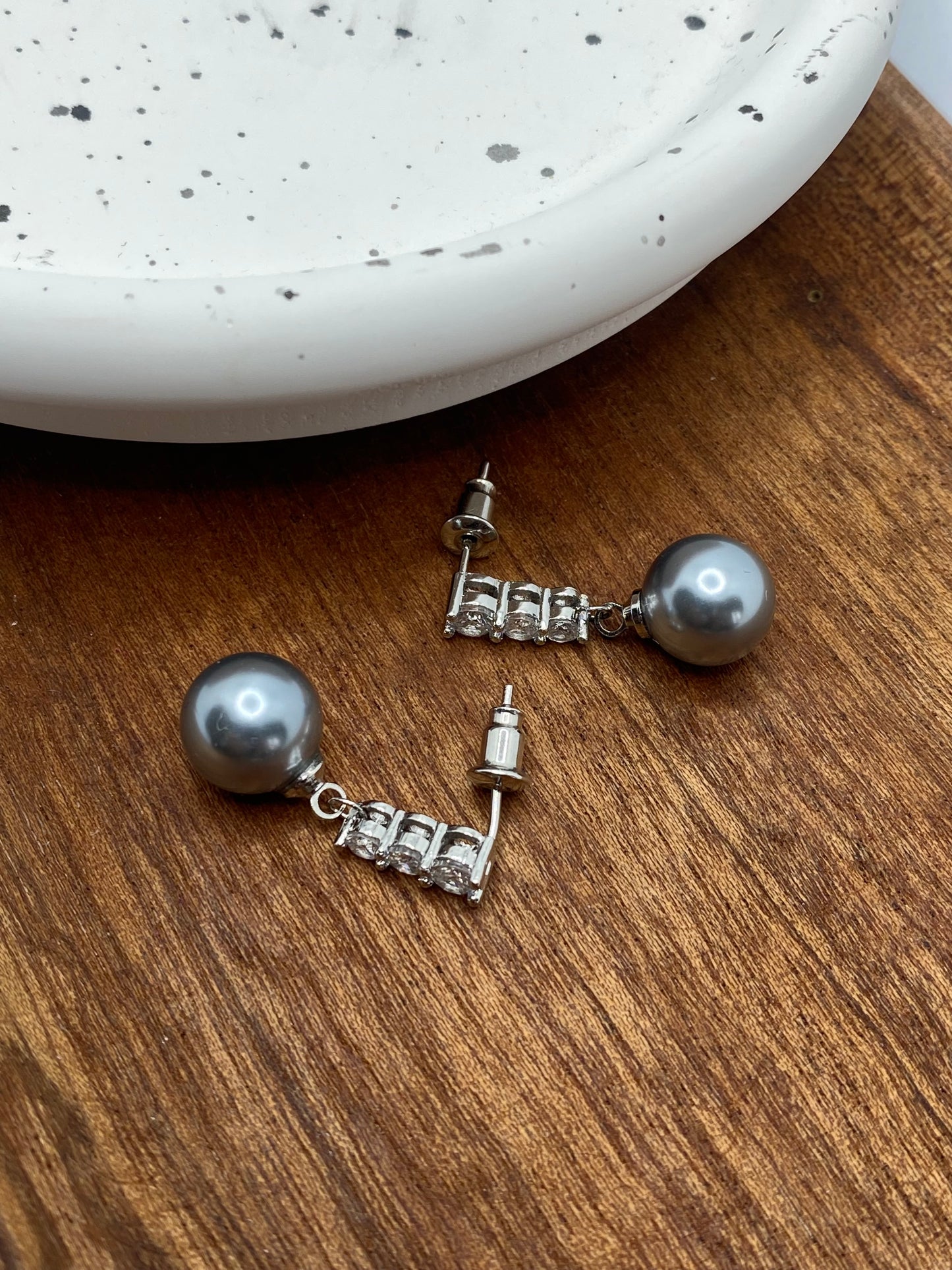 Tessa Small Grey Pearl Earrings